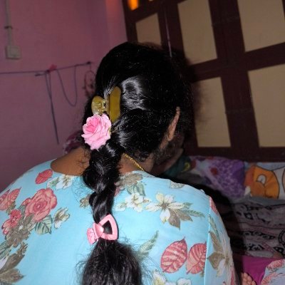 vaishali_off's profile picture