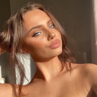 𝐆𝐨𝐝𝐝𝐞𝐬𝐬 𝐌𝐚𝐝𝐢𝐬𝐨𝐧 ꨄ︎💋's profile picture