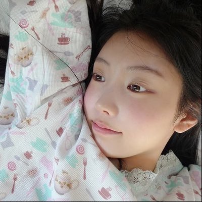 gllittopia's profile picture