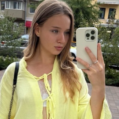 ecemia_'s profile picture