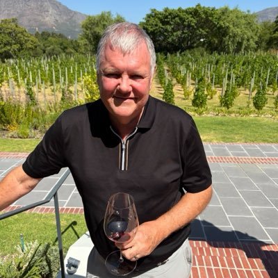 Clive Tyldesley's profile picture
