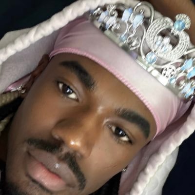 JOAN OF ART's profile picture