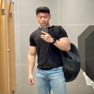 xma69num's profile picture