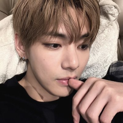mj SEEING BTS x3🪭's profile picture