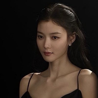 j. 🧚's profile picture