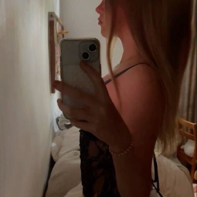 joipleasurre's profile picture