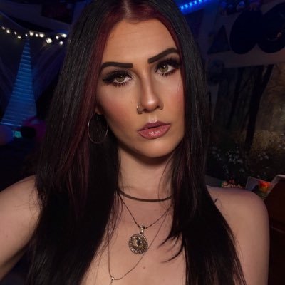 Bratty Effy ♡'s profile picture