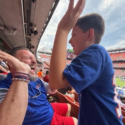 Greg Cover 1 🏈's profile picture