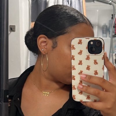 gorgeous. paid. delusional.™'s profile picture