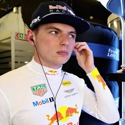 valearannda's profile picture