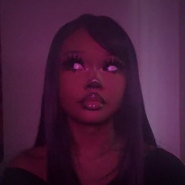 Khaniii (of in bio)'s profile picture