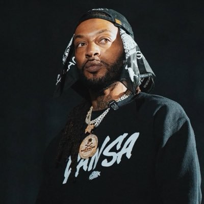 Mr. rum tell you a big DANSA 🏴☠️'s profile picture