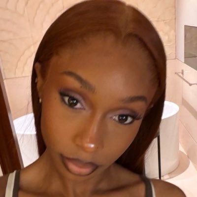 𝓓. ᯓᡣ𐭩's profile picture