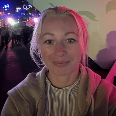 BoredBustyMILF's profile picture