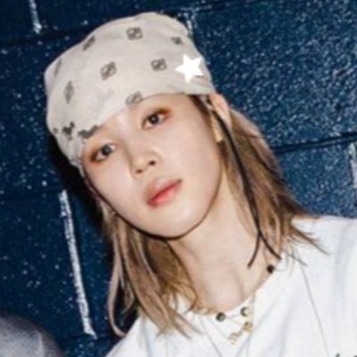 icy✶ saw monsta x's profile picture