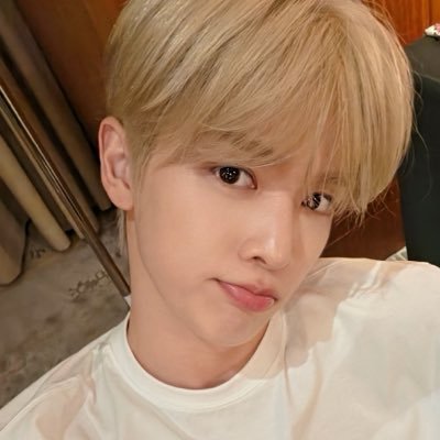 zzett913's profile picture
