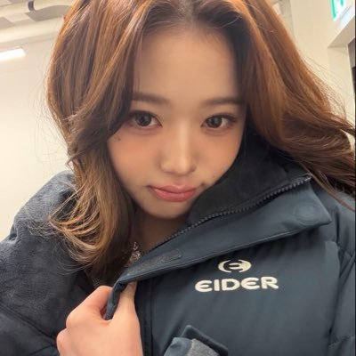 mimi is head dive's profile picture
