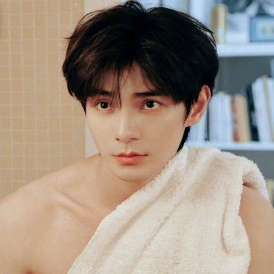 naayizhan's profile picture