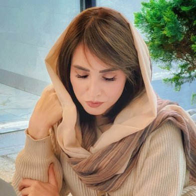 حـــــــورا اقبالیان's profile picture