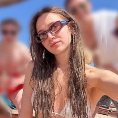 qwuxll's profile picture