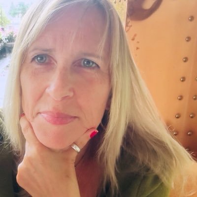 AnnieChave's profile picture