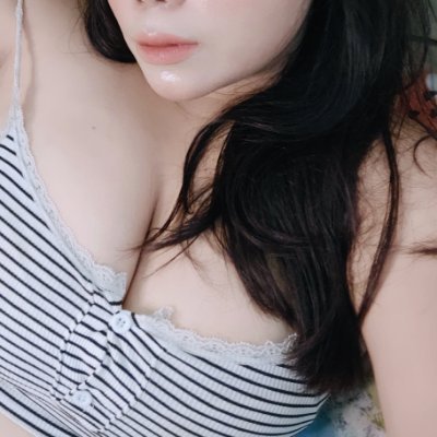 pastmeeena's profile picture