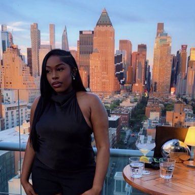 ZoeLDN's profile picture