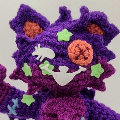 seam licker maia 🧶🐈⬛'s profile picture