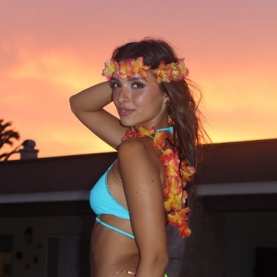 lalucrezi4's profile picture