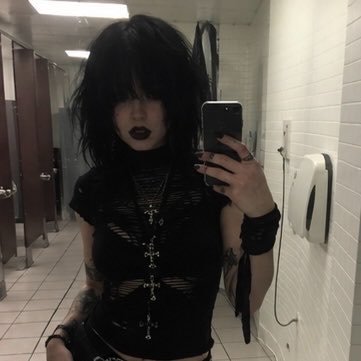 thatgothbaddie's profile picture