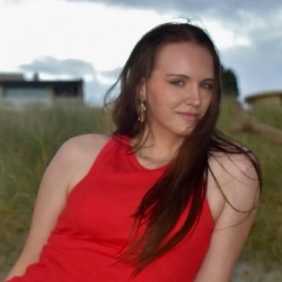 zoomerwoman's profile picture