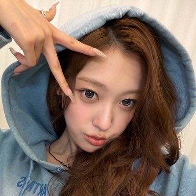 :3's profile picture