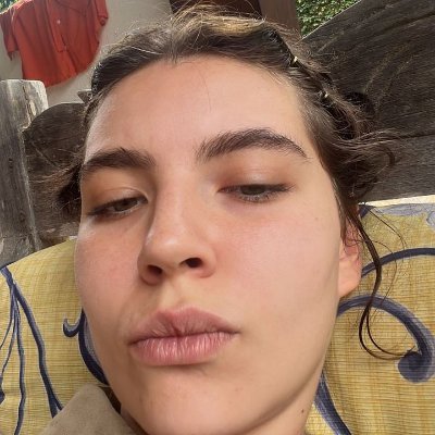 euclidiana titia da zuza🦒's profile picture