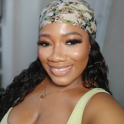 YaniqueJLambert's profile picture