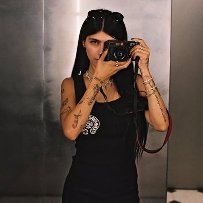 exclusive's profile picture