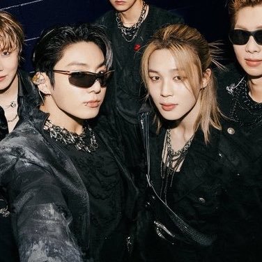 𝐦𝐧𝐢𝐭𝐨𝐤𝐢(slow)🐰🐥's profile picture