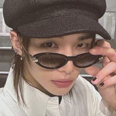 vali˚࿔ hyunho's profile picture