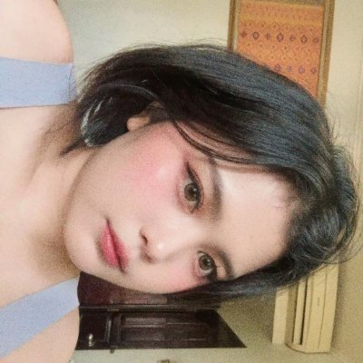 🦋's profile picture