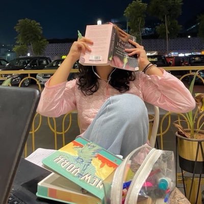 ⋆.˚🦋༘⋆'s profile picture