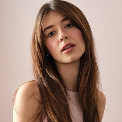 helen's profile picture