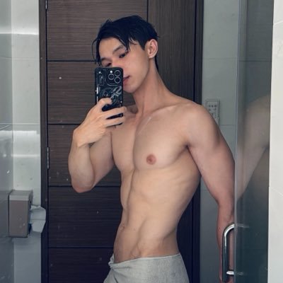 Charon👾卡戎👾's profile picture