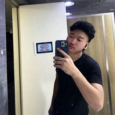 saravut_'s profile picture