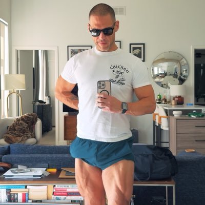 Latino In Repose's profile picture