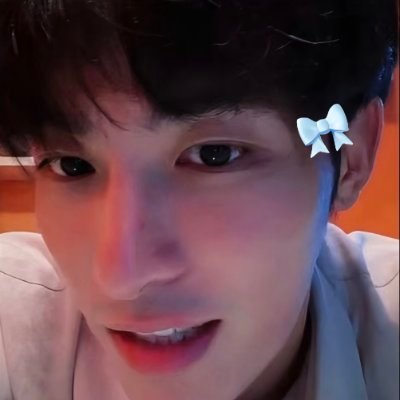 naayizhan's profile picture