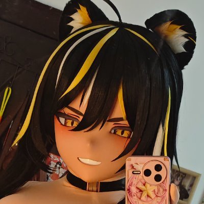 中蔚中蔚's profile picture