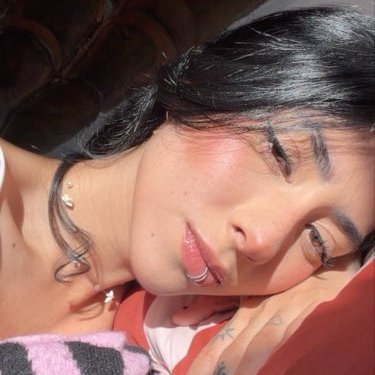 hada69696's profile picture