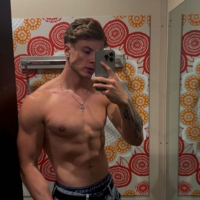 Benjamin Hilton's profile picture