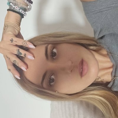 velavirus's profile picture