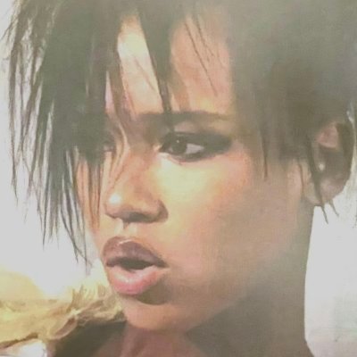 LÉONIE DAY🎂's profile picture