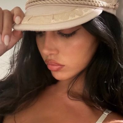 ★'s profile picture